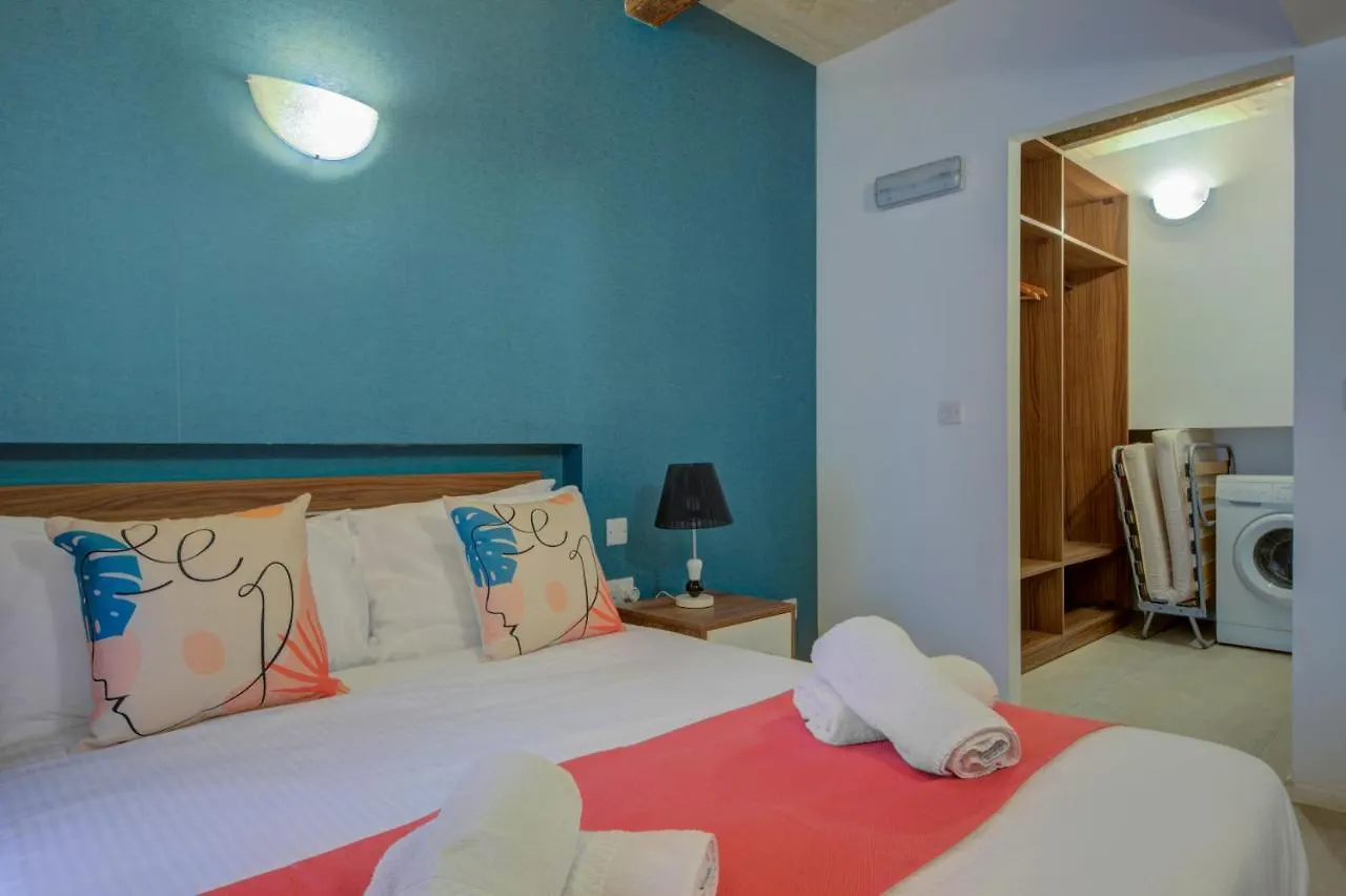 Tritoni Harbour Suites - Valletta